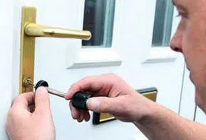 City Locksmith Services Savannah, GA 912-385-1554 City Locksmith Services Savannah, GA 912-385-1554 - 4-Locksmiths-Service