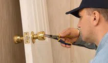 City Locksmith Services Savannah, GA 912-385-1554 - 6-Locks-Replace